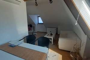 IDEAL FÜR PENDLER: Schöne, vollst. möblierte 2-Zi.-DG-Wohnung in ruhiger, bevorzugter Lage * – Die vollständige Adresse der Immobilie erhältst du vom Anbieter., 70327 Gehrenwald, Stuttgart – Vorschaubild 2