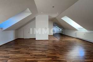 Großzügige 3-Zimmer-Dachgeschosswohnung in Uni-Nähe – Haubahn 20, 42119 Elberfeld, Wuppertal – Vorschaubild 8