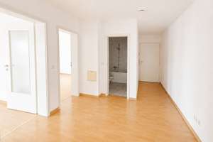 Gemütliche 2-Zimmer-Wohnung mit Balkon, Aufzug und Tiefgaragenstellplatz in Dresden-Löbtau – Lübecker Straße 14, 1159 Löbtau-Nord, Dresden – Vorschaubild 5