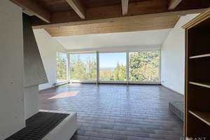 Chices Haus in bester Aussichtslage – Die vollständige Adresse der Immobilie erhältst du vom Anbieter., 72766 Reutlingen-Mitte, Reutlingen – Vorschaubild 2