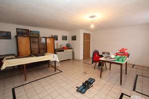 DIPLOM-Immowirt MAIER !! Perfekter, großzügiger Bungalow - WOHNEN bis ins HOHE ALTER u. PV-Anlage !! – Die vollständige Adresse der Immobilie erhältst du vom Anbieter., 94428 Eichendorf – Vorschaubild 56