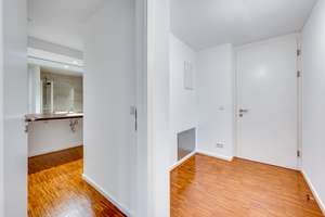 AIGNER- Ankommen. Wohlfühlen. Zuhause sein – Gartenwohnung mit großer Terrasse und eigenem Zugang – Die vollständige Adresse der Immobilie erhältst du vom Anbieter., 80935 Lerchenau-Ost, München – Vorschaubild 7