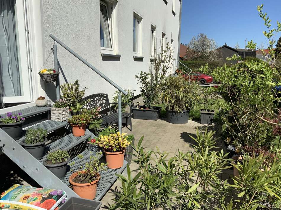 EG Wohnung rechts Terrasse