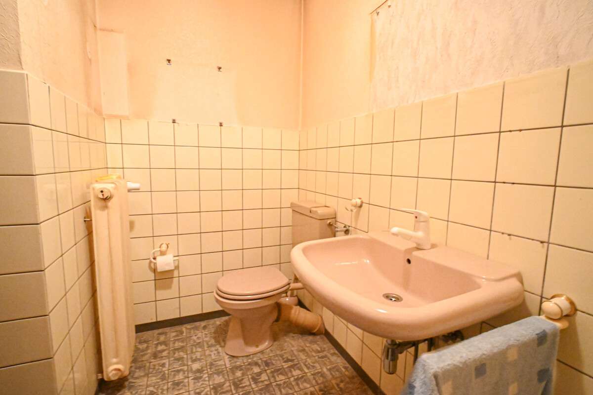 Immobilie in Dieburg - DIETZ: Reihenmittelhaus mit Garage, Keller und Garten in beliebter Lage Dieburgs! - Bild 2