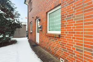 Attraktives Doppelhaus mit kleinem Garten in direkter Nähe zum Klinikum Kreyenbrück zu verkaufen! – Die vollständige Adresse der Immobilie erhältst du vom Anbieter., 26133 Kreyenbrück, Oldenburg (Oldenburg) – Vorschaubild 32
