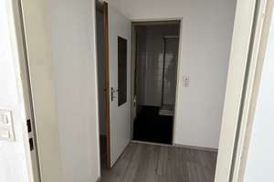 **Schöne gemütliche 2 Zimmer- Wohnung mit Balkon in zentraler Lage** – Vereinsstraße 2, 52062 Marschiertor, Aachen – Vorschaubild 5