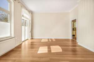 Traumhafte Stadtvilla mit zwei Garagen in Bremen-Schönebeck – Die vollständige Adresse der Immobilie erhältst du vom Anbieter., 28757 Schönebeck, Bremen – Vorschaubild 8