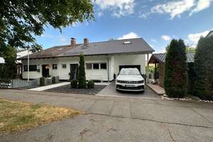vermiete ein gehobenes Architektenhaus in außergewöhnlicher Split Level Bauweise,  – Albert Einstein Str. 14, 85375 Neufahrn bei Freising – Vorschaubild 2