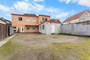 Interessante Gelegenheit für Kapitalanleger - Dreifamilienhaus mit Gewerbe in Blumenthal – Bremen – Vorschaubild 2