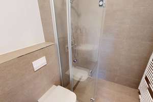 Koffer packen und einziehen: Modernes 1-Zimmer-Apartment mit geschmackvoller Möblierung, EBK und ... – Scharnweberstraße 2, 12459 Oberschöneweide, Berlin – Vorschaubild 7