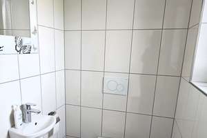 ATTRAKTIVES UND GERÄUMIGES HAUS IN KEVELAER-TWISTEDEN ZU ERWERBEN – Am Heyberg 132, 47624 Kevelaer – Vorschaubild 5