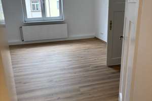 Renovierte Altbauwohnung mit großer Dachterrasse  – Die vollständige Adresse der Immobilie erhältst du vom Anbieter., 90408 Pirckheimerstraße, Nürnberg – Vorschaubild 10