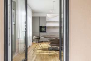 Großzügige 3-Zimmer-Wohnung mit zwei Bädern & hochwertigem Wohnbereich – Franz-Mehring-Platz 6, 10243 Friedrichshain, Berlin – Vorschaubild 4