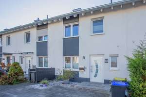 Wohnen für Familien: Lichtdurchflutetes Reihenhaus in ruhiger Spielstraße – Die vollständige Adresse der Immobilie erhältst du vom Anbieter., 45886 Ückendorf, Gelsenkirchen – Vorschaubild 3