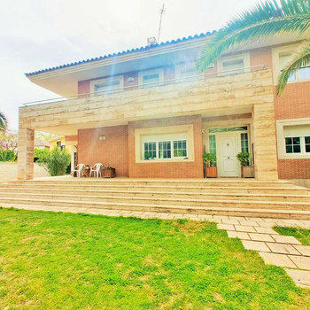 Luxusvilla in Aranjuez neben dem Königspalast