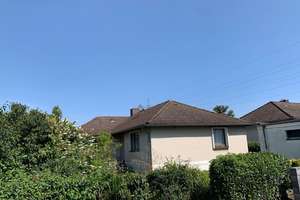 Ihr neues Zuhause - großzügiger Bungalow in ansprechender Lage – Die vollständige Adresse der Immobilie erhältst du vom Anbieter., 37603 Holzminden – Vorschaubild 3