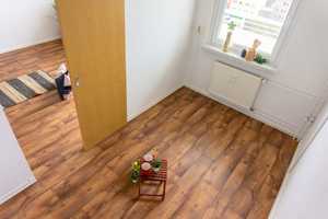Familienfreundliche 3-Raum-Wohnung mit Balkon – Alfred-Neubert-Str. 6, 9123 Chemnitz – Vorschaubild 3