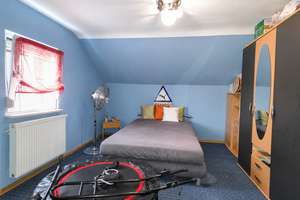 Zentrale Lage, flexible Nutzung : Dreifamilienhaus mit Ausbaupotential!!! – Die vollständige Adresse der Immobilie erhältst du vom Anbieter., 71679 Asperg – Vorschaubild 13