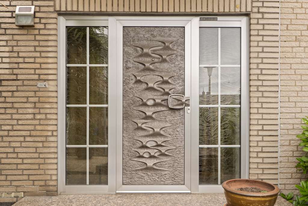 Immobilie in Wesseling - Großzügiger Bungalow mit Gestaltungsspielraum – Komfortables Wohnen auf einer Ebene - Bild 2