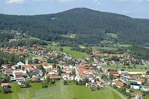 Einmalige Gelegenheit: HOFSTELLE mit 3 Häusern, Pferdestall und Baugrundstück im idyllischen Natursc – Die vollständige Adresse der Immobilie erhältst du vom Anbieter., 94259 Kirchberg im Wald – Vorschaubild 2