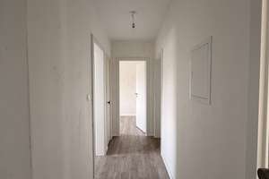 Schöne Wohnung mit Balkon