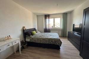 GEPFLEGTE 3-ZIMMERWOHNUNG IM 3. OBERGESCHOSS – Die vollständige Adresse der Immobilie erhältst du vom Anbieter., 74080 Böckingen, Heilbronn – Vorschaubild 2