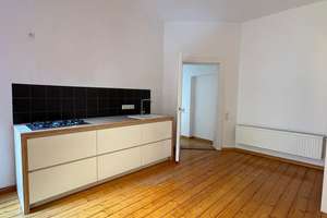 2-Zimmer Altbauwohnung an der Leibnitz Uni und Welfengarten / inklusive Küche – Hahnenstraße 9, 30167 Nordstadt, Hannover – Vorschaubild 2
