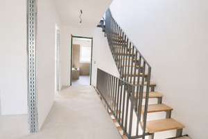 Wohnqualität neu gedacht – moderne Reihenhäuser in Hallbergmoos – Die vollständige Adresse der Immobilie erhältst du vom Anbieter., 85399 Hallbergmoos – Vorschaubild 3
