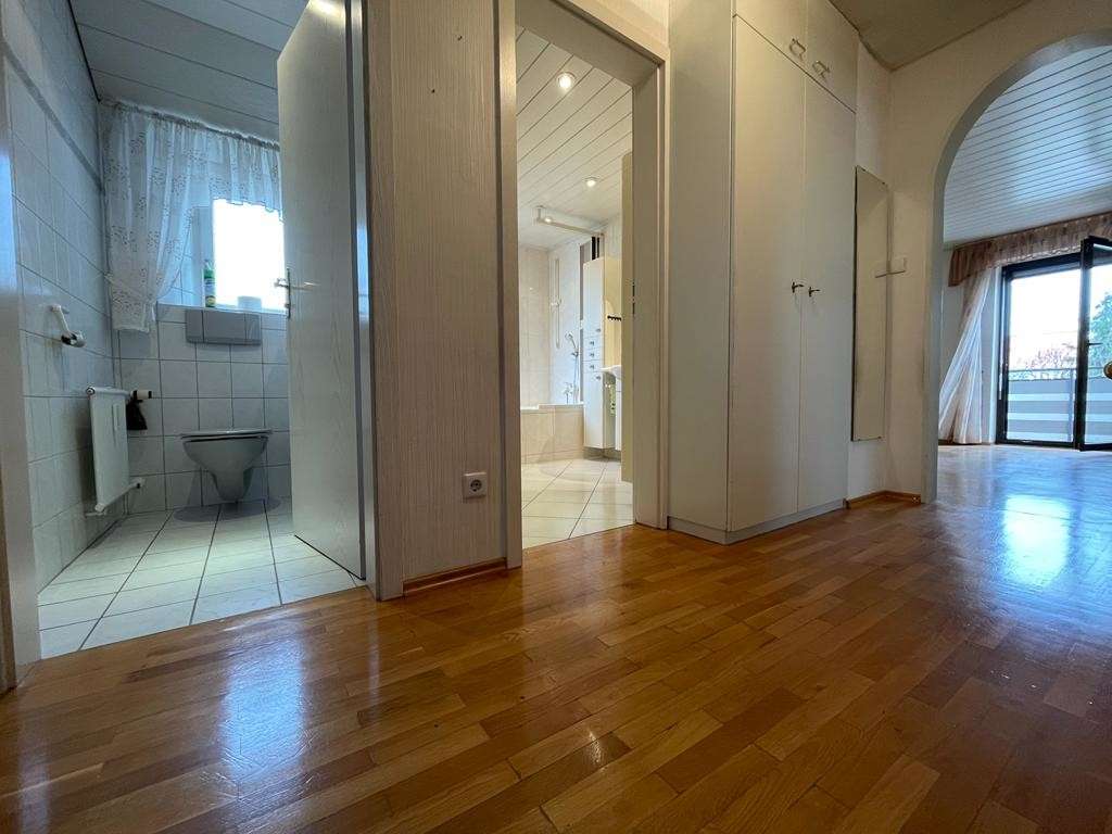 Immobilie in Löchgau - Wohnanlage für Sie zum Kauf - ideal als Mehrgenerationenhaus zur Selbstnutzung - Bild 3