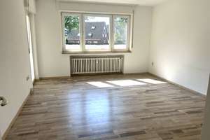 Krefeld - Oppum / helle 3 Zi.-Whg. mit Balkon in schöner, ruhiger Lage unweit des Schönwasserparks – Die vollständige Adresse der Immobilie erhältst du vom Anbieter., 47809 Oppum, Krefeld – Vorschaubild 4
