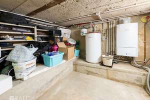 Einfamilienhaus mit Garten, drei Garagen und umfangreichen Modernisierungen – Die vollständige Adresse der Immobilie erhältst du vom Anbieter., 53819 Neunkirchen-Seelscheid – Vorschaubild 14