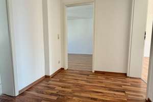 Helle 2-Zimmer-Wohnung mit zwei Balkonen und Badewanne in ruhiger Lage – Rudolf-Renner-Straße 26, 1159 Löbtau-Nord, Dresden – Vorschaubild 2