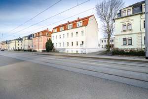Dresden - Mehrfamilienhaus mit Entwicklungspotential – Die vollständige Adresse der Immobilie erhältst du vom Anbieter., 1139 Mickten, Dresden – Vorschaubild 2