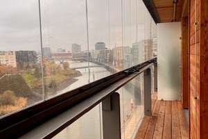 ROOTS - Traumwohnung mit Elbblick  ~Hafen City~