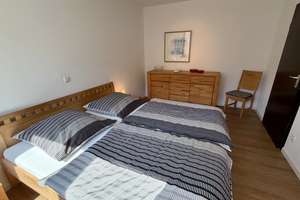 Essen-Südviertel - Behindertenfreundl., sanierte, möbl. ETW mit EBK, Balkon, TG, Aufzug – Hendrik-Witte-Str. 14, 45128 Südviertel, Essen – Vorschaubild 14