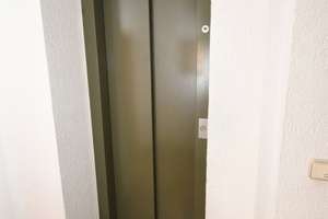 +Sanierte 2-Raum-Wohnung mit Einbauküche im Lutherviertel zur Kapitalanlage+ – Dürerstraße 13, 9126 Lutherviertel, Chemnitz – Vorschaubild 6