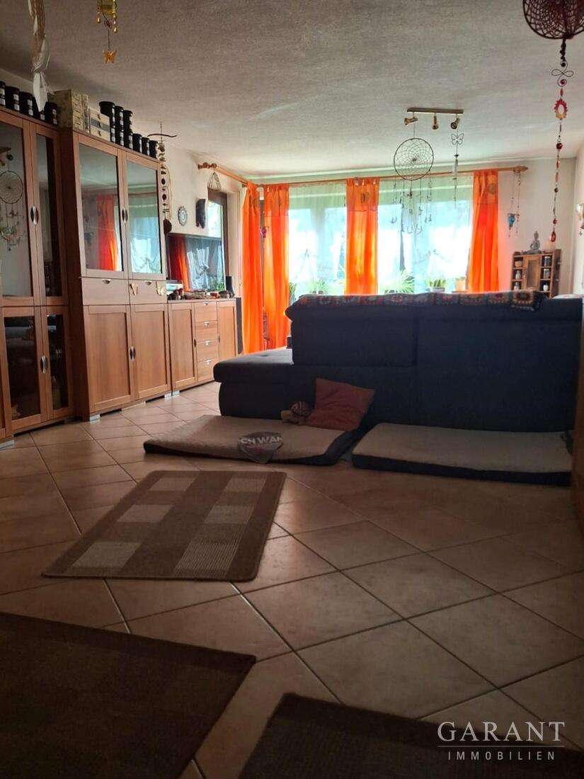 Immobilie in Wutöschingen - Haus im Haus - 4 1/2 Zimmer-Wohnung mit Balkon - Bild 1
