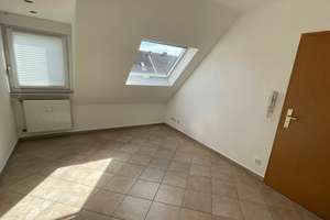 Exklusive und energiearme 3 Raum DG-Whg. auf 42 qm für eine Person - geringe Warmmiete – Horster Strasse 376, 45899 Beckhausen, Gelsenkirchen – Vorschaubild 2