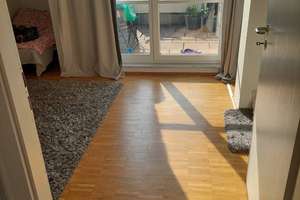 Möblierte Wohnung, Balkon,  inkl. TG-Stellolatz in Köln-Sürth