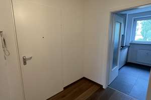 Komplett renovierte 3-Zimmer-Wohnung mit Süd-West-Bakon – Fingerkrautanger 30, 80937 Am Hart, München – Vorschaubild 11