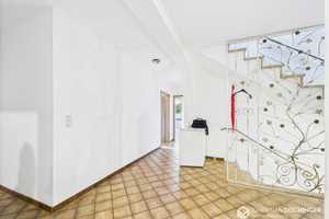 Großzügiger Winkelbungalow mit Einliegerwohnung in bester Lage – viel Privatsphäre und sofort bezugs – Regensburg – Vorschaubild 21