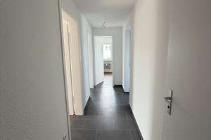 Erstbezug nach Sanierung: 3-Zimmer Dachgeschosswohnung in Stuttgart-Möhringen – Die vollständige Adresse der Immobilie erhältst du vom Anbieter., 70567 Möhringen-Süd, Stuttgart – Vorschaubild 2