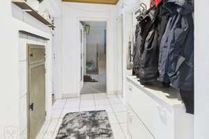 **Offenes Bieterverfahren** Charmante 4-Zimmer-Wohnung mit Gartenanteil in Stuttgart-Kaltental – Die vollständige Adresse der Immobilie erhältst du vom Anbieter., 70569 Kaltental, Stuttgart – Vorschaubild 4