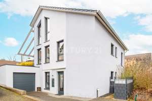 Modernes Wohnen mit eingebauter Finanzierungshilfe: 237 m² Wohntraum inklusive Mieteinnahmen! – Die vollständige Adresse der Immobilie erhältst du vom Anbieter., 53501 Grafschaft – Vorschaubild 2