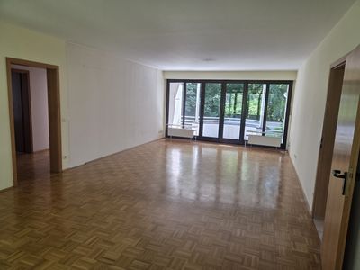 Perfekt: Eigentumswohnung, 2 Balkone, Lage, Garten, Garage