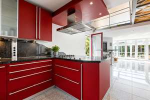 Privates Refugium mit Galerie, Kamin und eingewachsenem Garten – 60435 Preungesheim, Frankfurt am Main – Vorschaubild 4