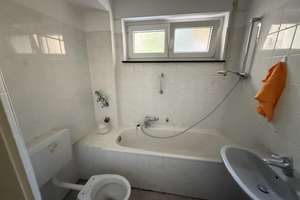 leere 3-Zi. Wohnung in Wiesbaden-Delkenheim – Mannheimer Straße 4, 65205 Delkenheim, Wiesbaden – Vorschaubild 5