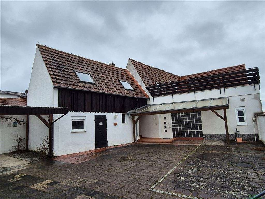 Immobilie in Haßloch - Wohnhaus in zentraler Lage mit Hof -Haßloch- - Bild 1