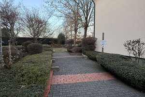 renovierungsbedürftige Wohnung zu verkaufen – Am alten Bach 21, 61440 Oberursel (Taunus) – Vorschaubild 3