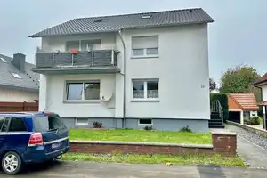 Saniertes Juwel in Löhne – Zweifamilienhaus in ruhiger Bestlage und großzügigem Garten – Herford (Kreis) – Vorschaubild 2